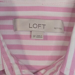 LOFT Pink and White Striped Buttoned Down Size Small Petite Womens